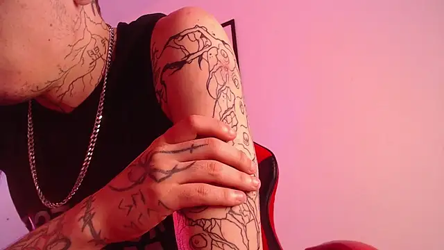 Anhonymus  online show from September 30, 2025, 4:06 am