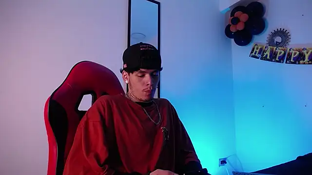 Anhonymus  online show from October 14, 2025, 4:02 am