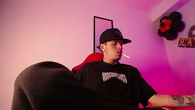 Anhonymus  online show from October 16, 2025, 3:51 am