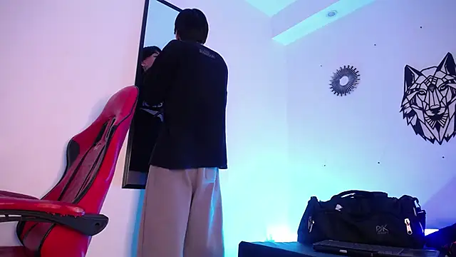 Anhonymus  online show from November 9, 2025, 3:38 am