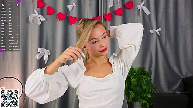 NaughtySeraphine online show from February 14, 2026, 5:15 am