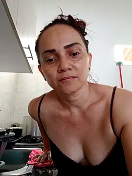 Amanda39 online show from April 19, 2026, 3:22 pm