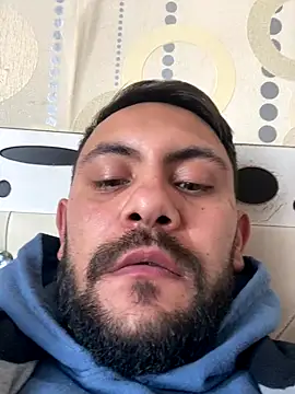 couplebest1 online show from December 15, 2025, 11:36 am