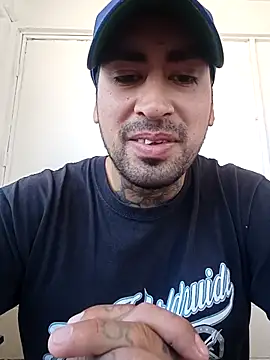 Snapshot of droopsex666 chatting on October 12, 2025, 4:28 pm droopsex666 online show from October 12, 2025, 4:28 pm