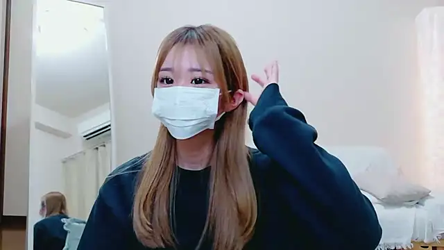 Una chan  online show from December 1, 2025, 10:26 pm