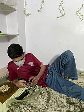 Sex Queen aaraya online show from March 24, 2026, 3:17 pm