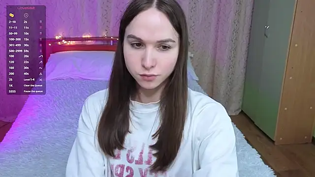 Angeel Kate online show from April 19, 2026, 8:00 pm