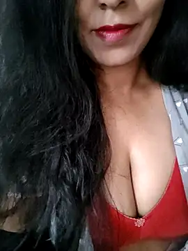 Deepa Sharma143 online show from October 21, 2025, 2:01 am