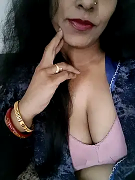 Deepa Sharma143 online show from March 25, 2026, 2:06 am