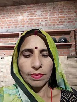 Snapshot of Hot_liya54 chatting on September 12, 2025, 8:03 am Hot liya54 online show from September 12, 2025, 8:03 am