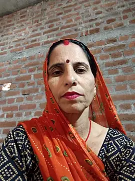 Snapshot of Hot_liya54 chatting on September 15, 2025, 8:03 am Hot liya54 online show from September 15, 2025, 8:03 am