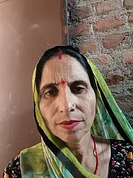 Snapshot of Hot_liya54 chatting on October 3, 2025, 3:36 am Hot liya54 online show from October 3, 2025, 3:36 am