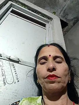 Snapshot of Hot_liya54 chatting on October 5, 2025, 7:45 pm Hot liya54 online show from October 5, 2025, 7:45 pm