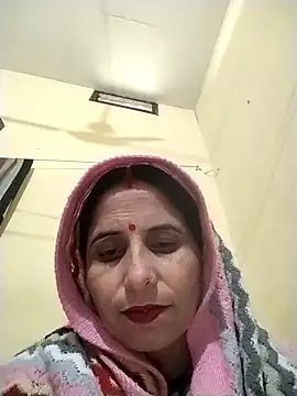 Snapshot of Hot_liya54 chatting on January 7, 2026, 5:54 am Hot liya54 online show from January 7, 2026, 5:54 am