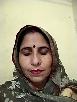 Snapshot of Hot_liya54 chatting on February 3, 2026, 4:43 am Hot liya54 online show from February 3, 2026, 4:43 am