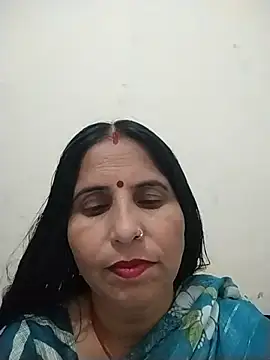 Snapshot of Hot_liya54 chatting on May 15, 2026, 6:42 am Hot liya54 online show from May 15, 2026, 6:42 am