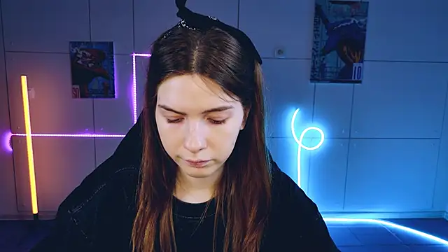 AliceCUNTach online show from September 23, 2025, 5:10 am