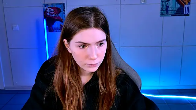 AliceCUNTach online show from October 31, 2025, 5:08 am