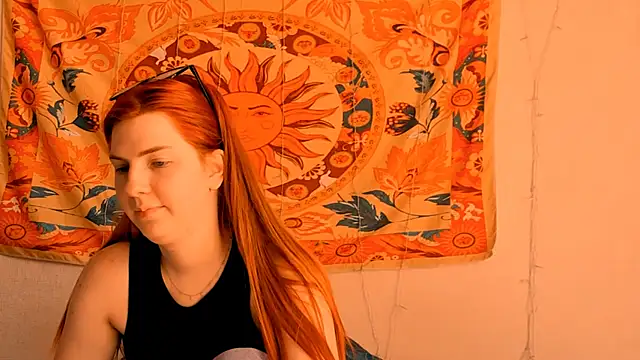 Snapshot of AliceCUNTach chatting on June 14, 2026, 5:09 am AliceCUNTach online show from June 14, 2026, 5:09 am