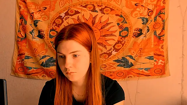 Snapshot of AliceCUNTach chatting on June 17, 2026, 5:10 am AliceCUNTach online show from June 17, 2026, 5:10 am