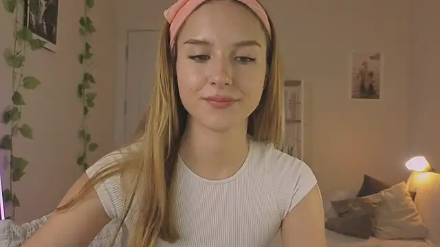 Vegas V online show from September 26, 2025, 2:43 pm