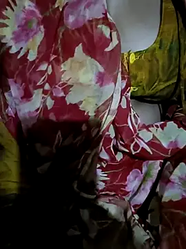 Hot lali 555 online show from September 17, 2025, 3:57 pm