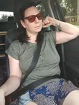 aussiepeaches online show from March 23, 2025, 1:31 am