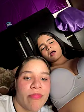 Ashley and Zoe online show from November 2, 2025, 1:08 am