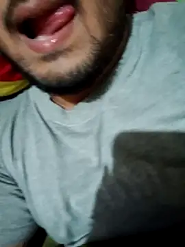Snapshot of Mahabteegg chatting on April 10, 2026, 7:40 pm Mahabteegg online show from April 10, 2026, 7:40 pm