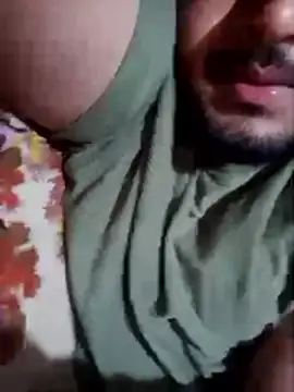 Snapshot of Mahabteegg chatting on April 17, 2026, 6:55 pm Mahabteegg online show from April 17, 2026, 6:55 pm