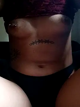 malvinaAAA online show from September 29, 2025, 7:51 pm