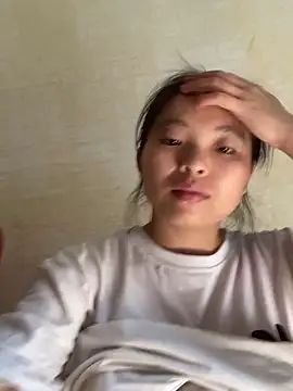 viluna online show from October 12, 2025, 5:28 am