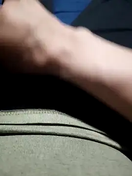 Aaia93 online show from April 27, 2026, 11:41 am