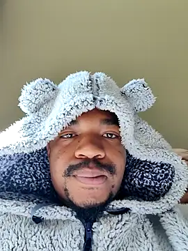 Cianda24 online show from December 15, 2025, 6:39 am