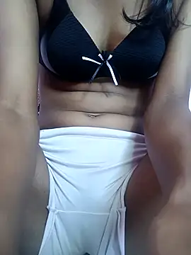 riyaroy9999 online show from September 23, 2025, 7:11 am