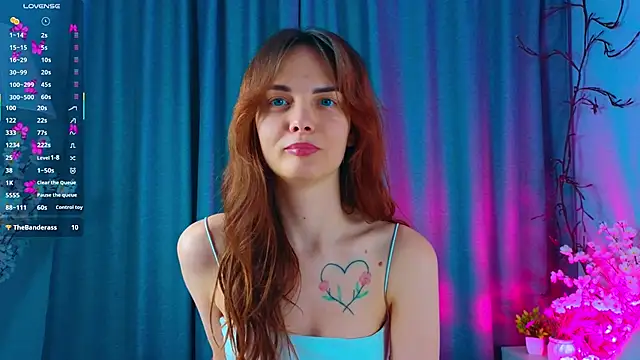 LisaDrake online show from October 9, 2025, 7:12 pm