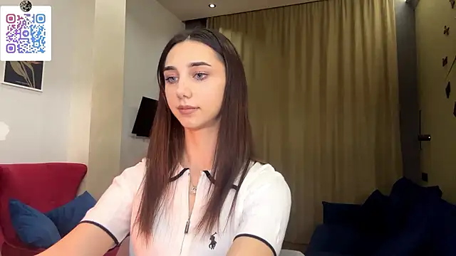 LinaMour online show from January 11, 2026, 10:15 pm