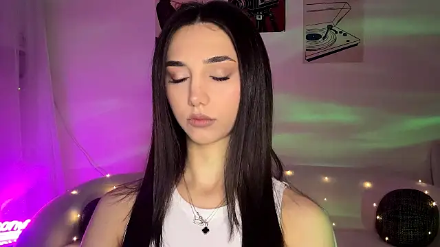 LinaMour online show from March 23, 2026, 10:14 pm