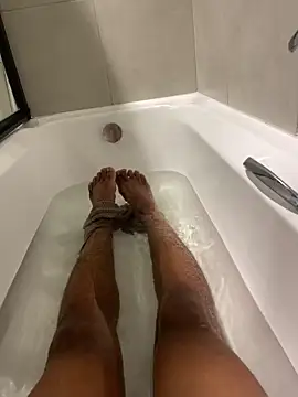 Snapshot of fitsexyman chatting on March 27, 2026, 9:36 pm fitsexyman online show from March 27, 2026, 9:36 pm