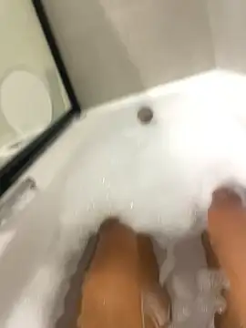 Snapshot of fitsexyman chatting on April 7, 2026, 9:04 pm fitsexyman online show from April 7, 2026, 9:04 pm