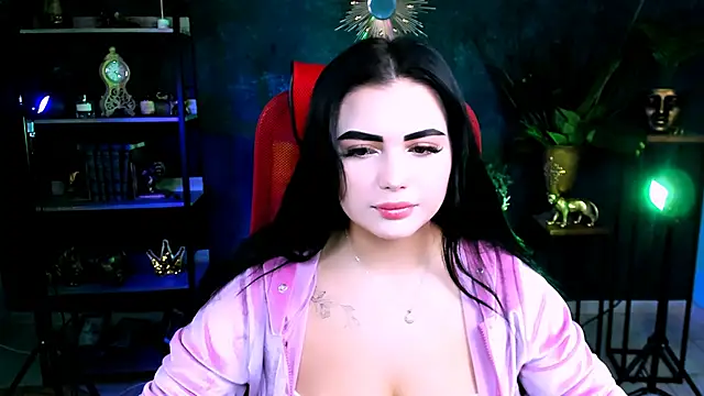 NaomiWilsons online show from September 10, 2025, 8:14 am