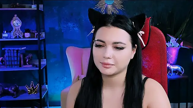 NaomiWilsons online show from October 8, 2025, 4:26 pm