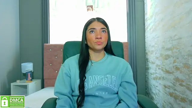 Aurora jones11 online show from September 24, 2025, 3:21 am