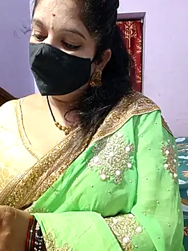 luci-queen online show from September 10, 2025, 7:03 pm