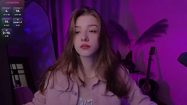 AstraMist online show from October 8, 2025, 2:14 pm