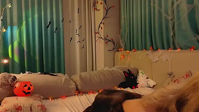 AngelicRice online show from October 31, 2025, 11:11 am