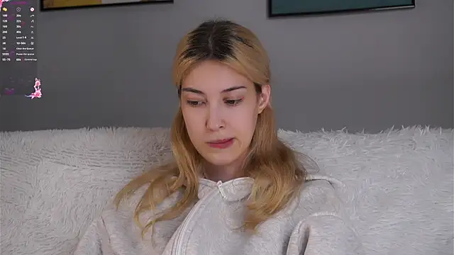 AngelicRice online show from April 19, 2026, 6:10 pm