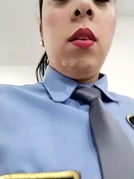 CRISTAL  11 online show from November 30, 2025, 1:04 pm