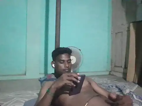 Snapshot of Tamilgud23 chatting on May 1, 2026, 5:28 pm Tamilgud23 online show from May 1, 2026, 5:28 pm