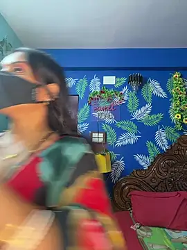 Snapshot of V-Hot-Sweti chatting on June 30, 2026, 7:31 am V-Hot-Sweti online show from June 30, 2026, 7:31 am